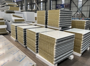 聚氨酯封邊巖棉夾芯板(墻面板）